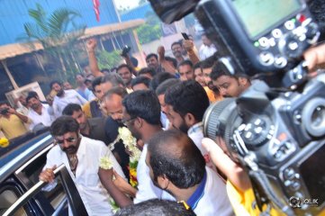 Balakrishna Watches Paisa Vasool Movie at Bramaramba Theatre